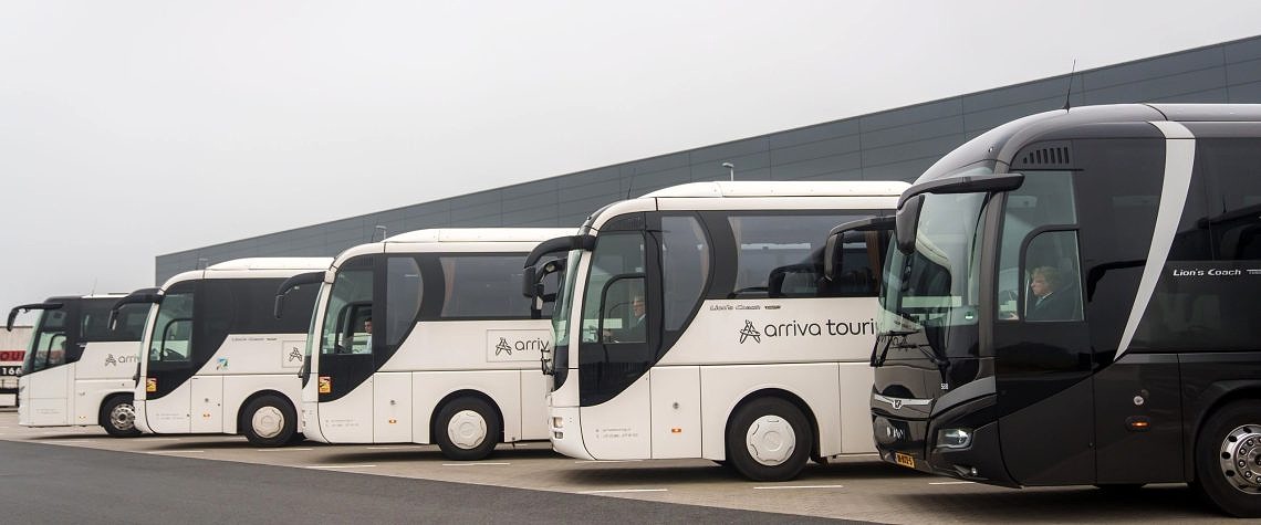 Touringcars op een rij2