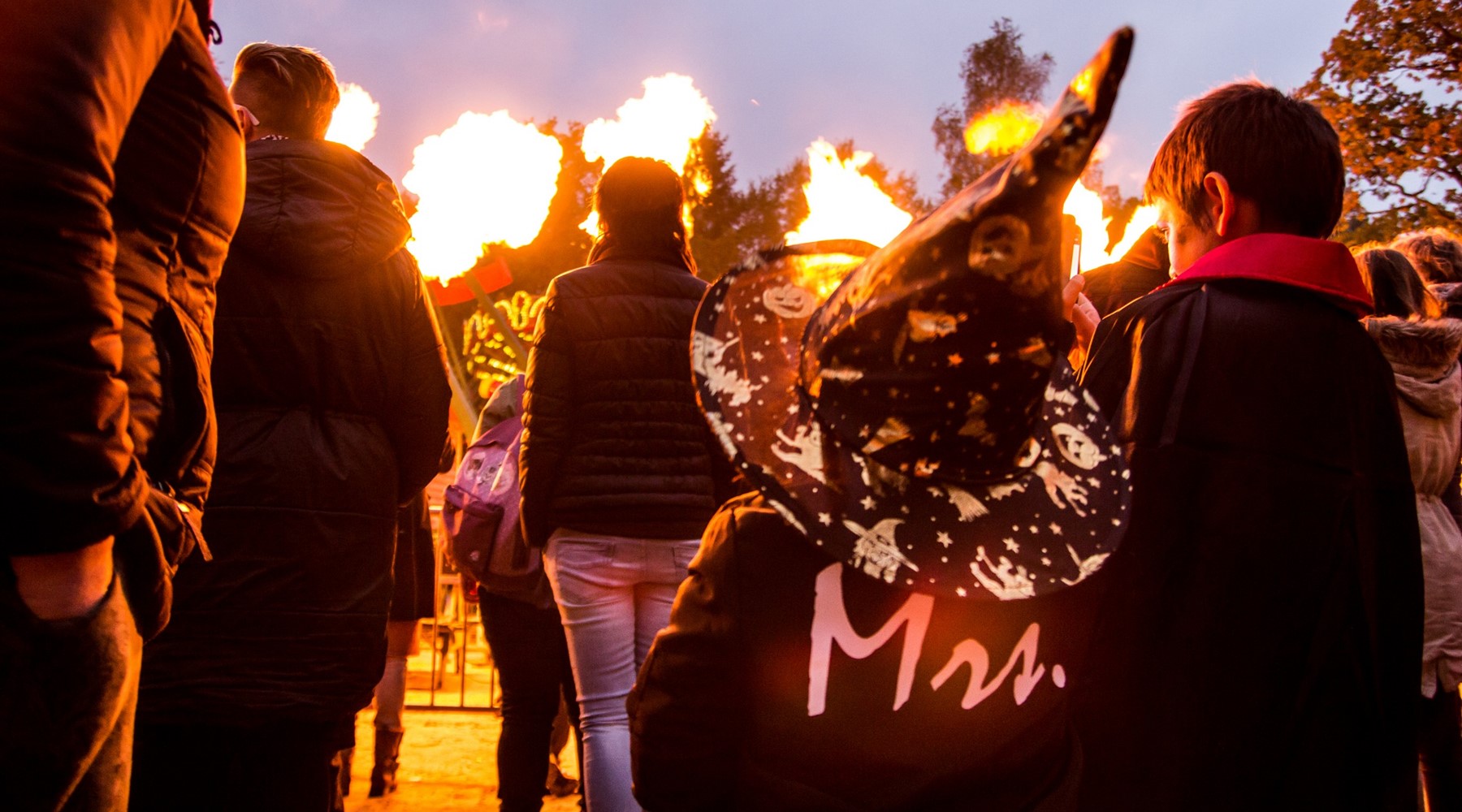 Halloween drouwenerzand attractiepark gave vlammenshow 2016