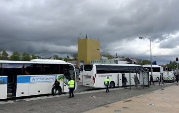 Treinvervangend vervoer bussen op station